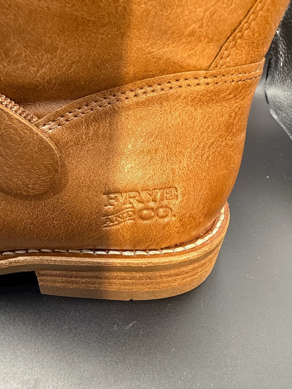 NWT Women’s FRYE AND CO. Chensee Short Boot Size 8 / Saddle - Picture 5 of 11